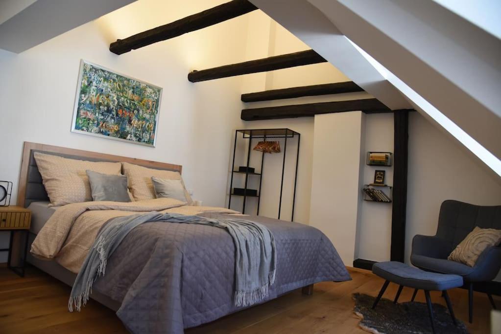 Appartamento Penthouse Mit Altstadtflair *